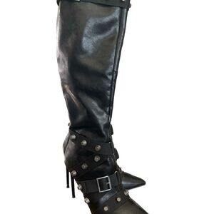 🤩 BOLD and  Fierce Boots! By Steve Madden 🛍️ These are stud-embellished boots!
